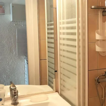5002 - Cap D'agde Agreable De La Roquille 아그